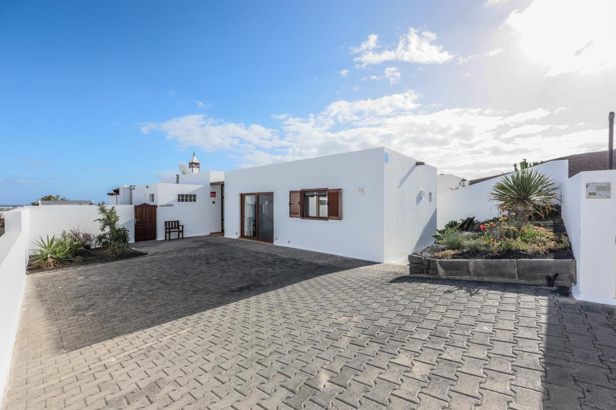Villas Lanzarote Los Altos By New Lanzasuites Villa Serena Playa Blanca  Exterior photo